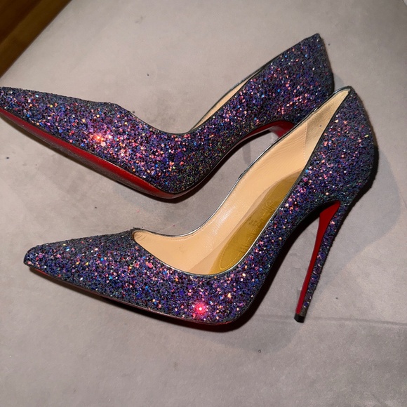 Heels - Picture 1 of 4